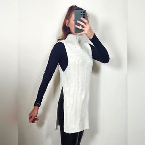 Poof! Turtleneck vest size XS
